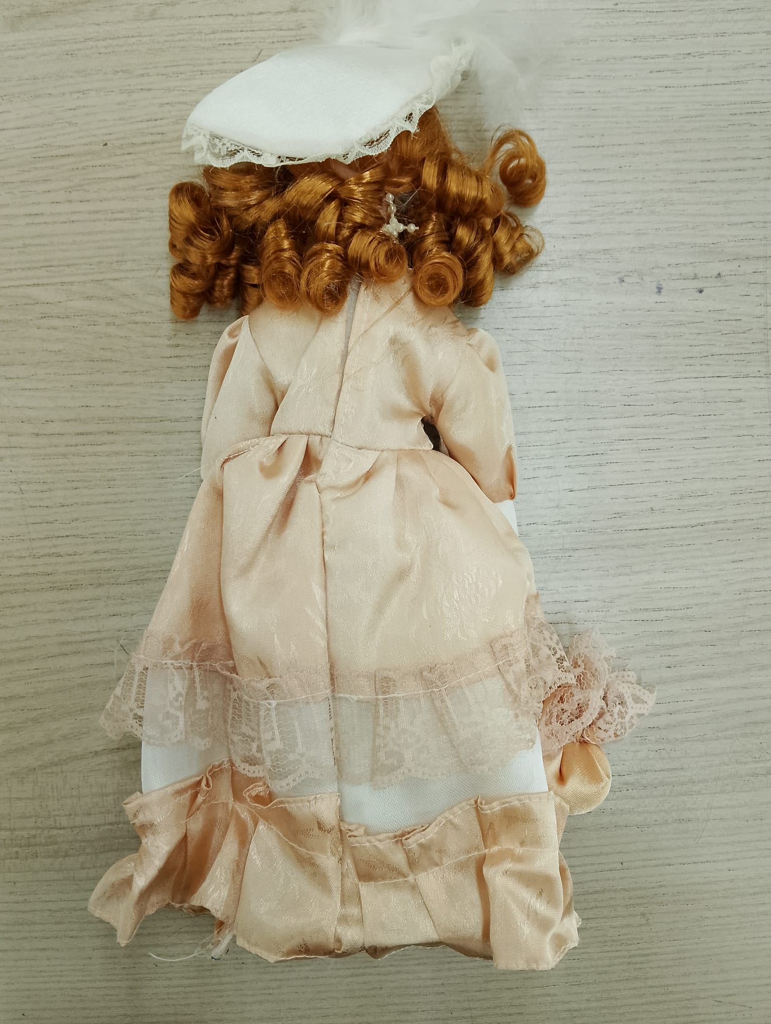 Bambola porcellana  | Mercatino dell'Usato Cattolica 4