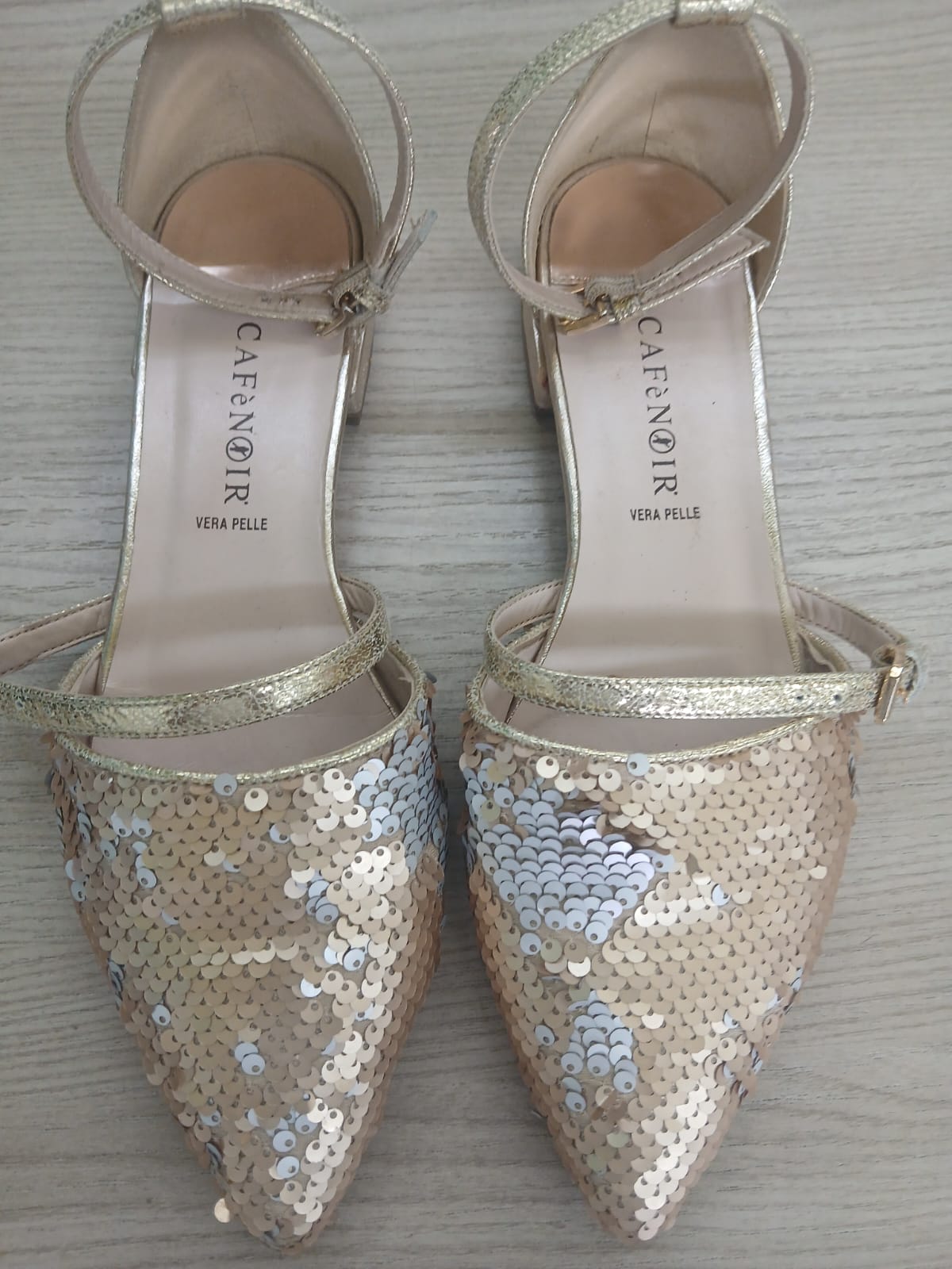 Scarpe donna  | Mercatino dell'Usato Cattolica 1