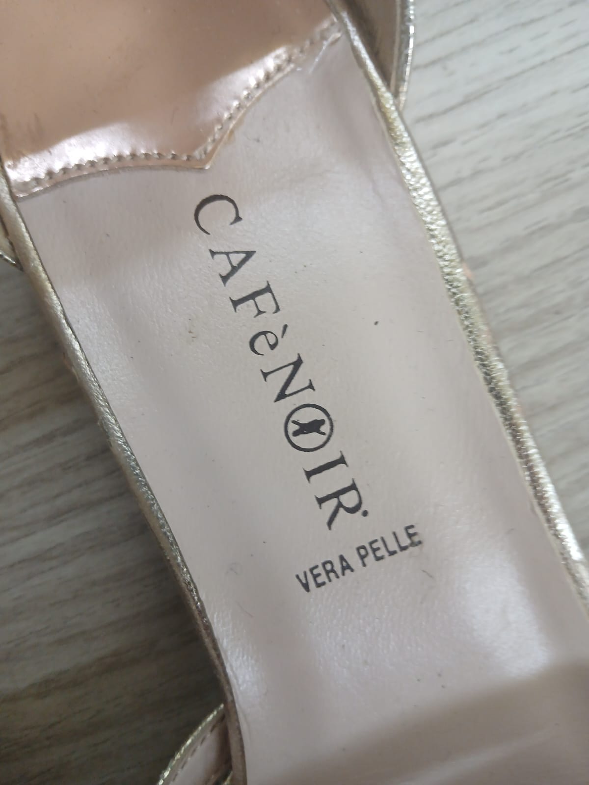 Scarpe donna  | Mercatino dell'Usato Cattolica 6