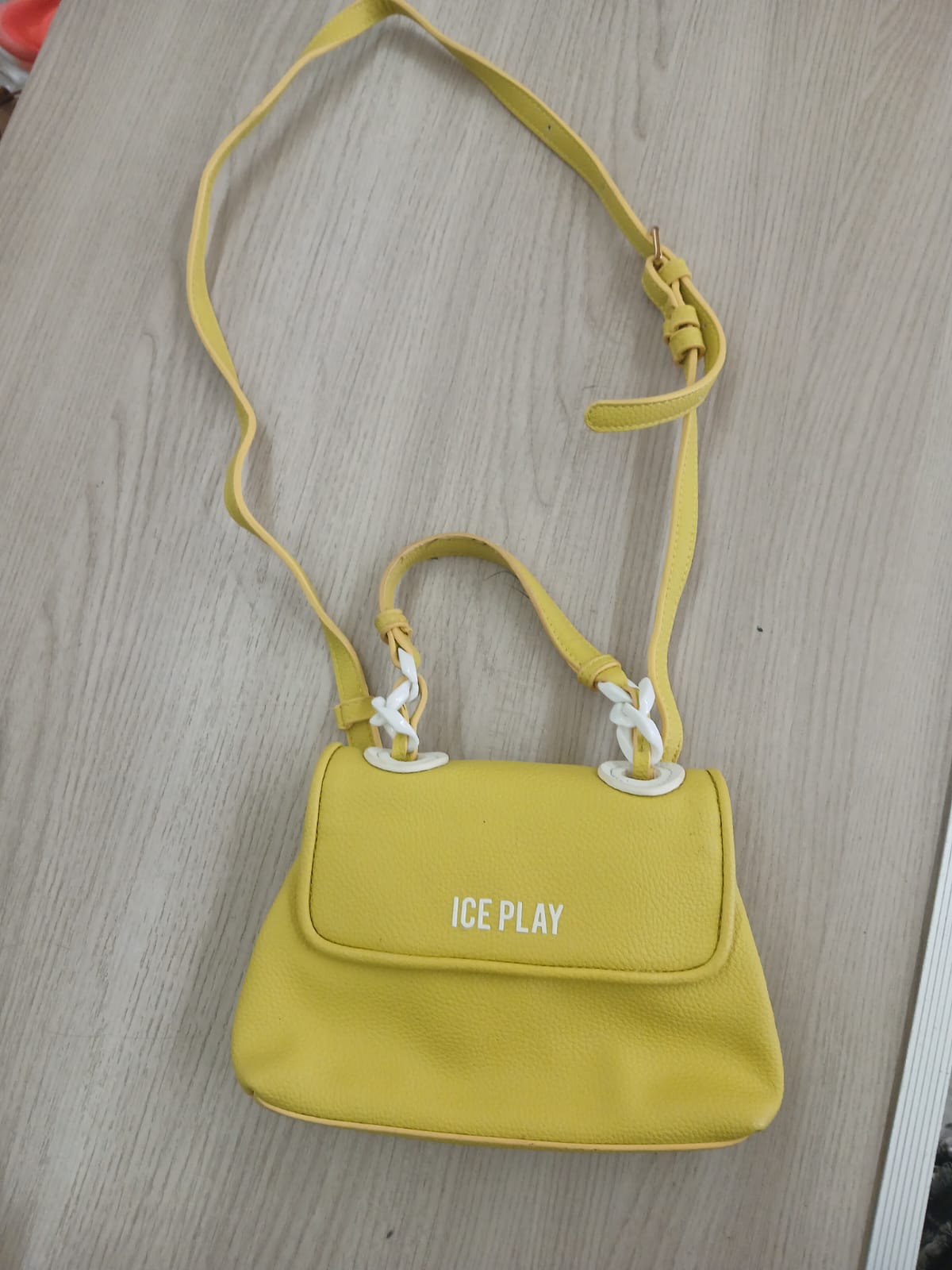 Borsa donna  | Mercatino dell'Usato Cattolica 2