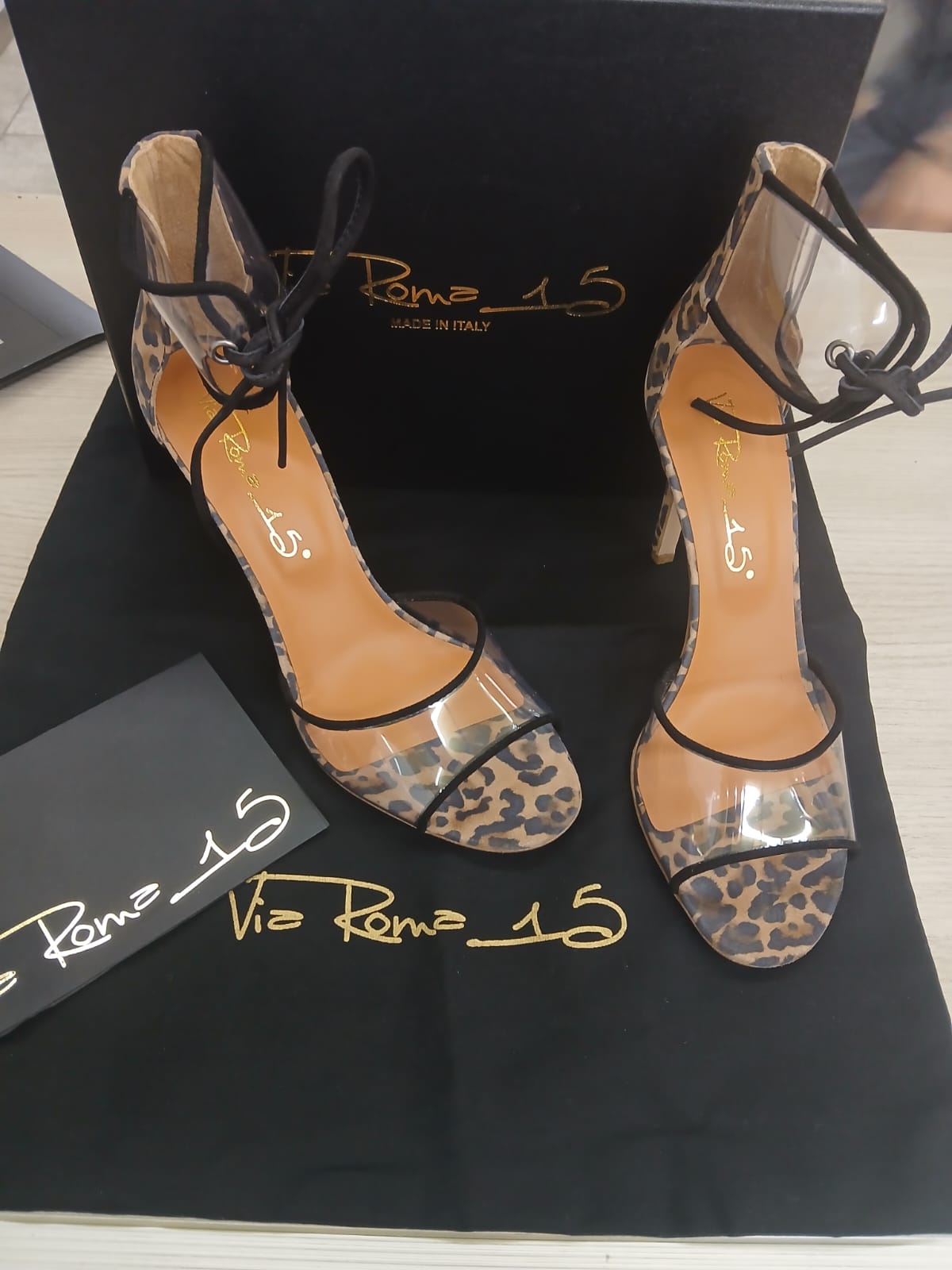 Scarpe donna  | Mercatino dell'Usato Cattolica 1