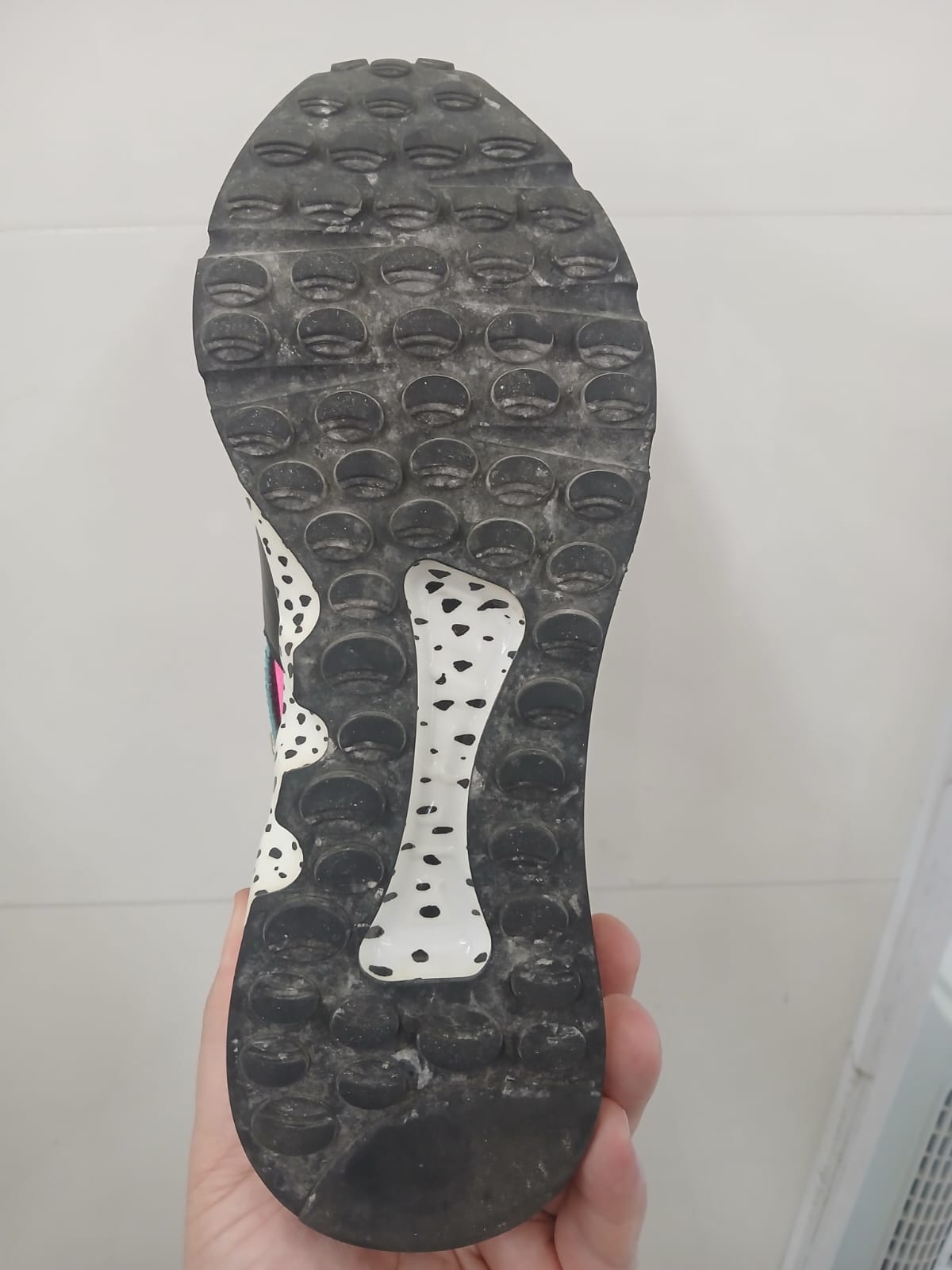Sneakers donna | Mercatino dell'Usato Cattolica 6