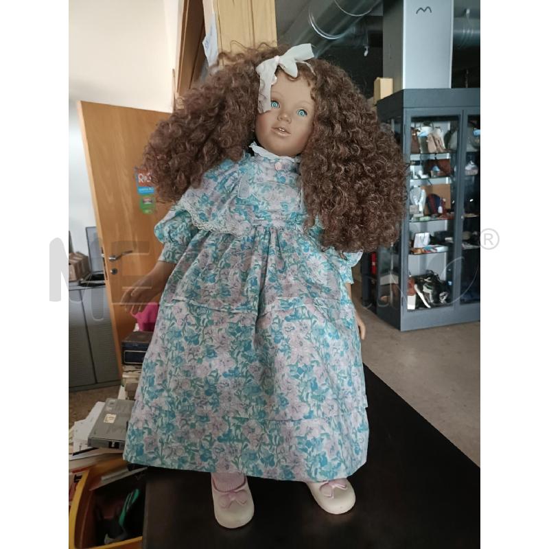 BAMBOLA FURGA ALTEZZA 75 CM CON VESTITO FLOREALE  | Mercatino dell'Usato San  benedetto del tronto 1