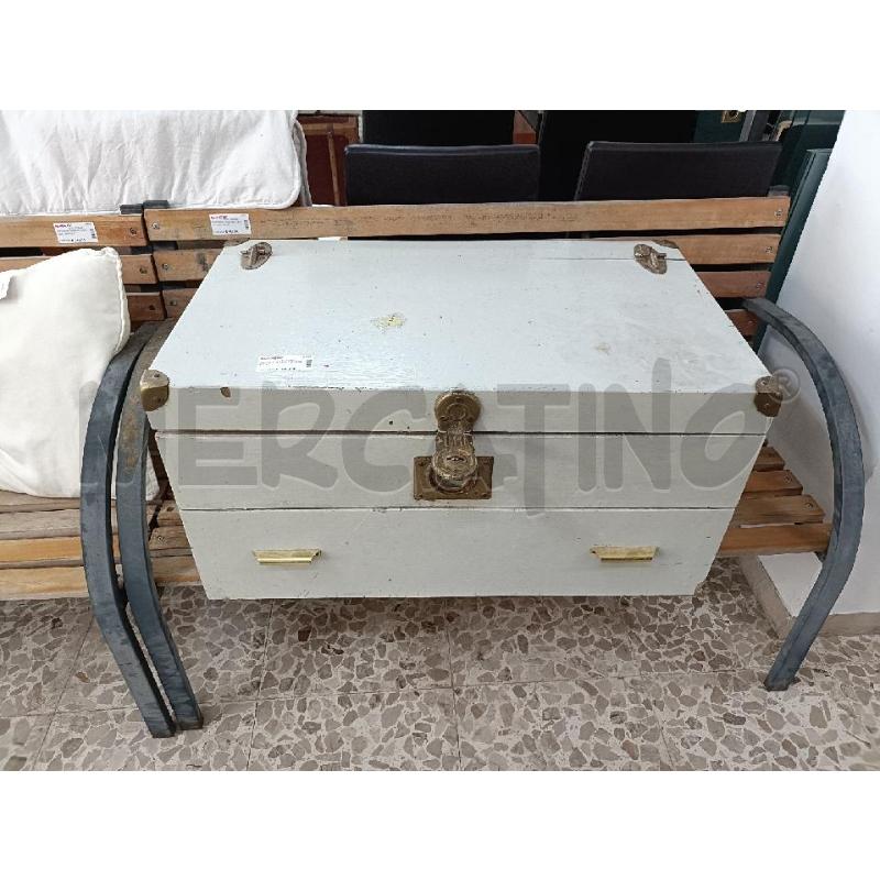 BAULE BIANCO CON CASSETTO | Mercatino dell'Usato San  benedetto del tronto 1