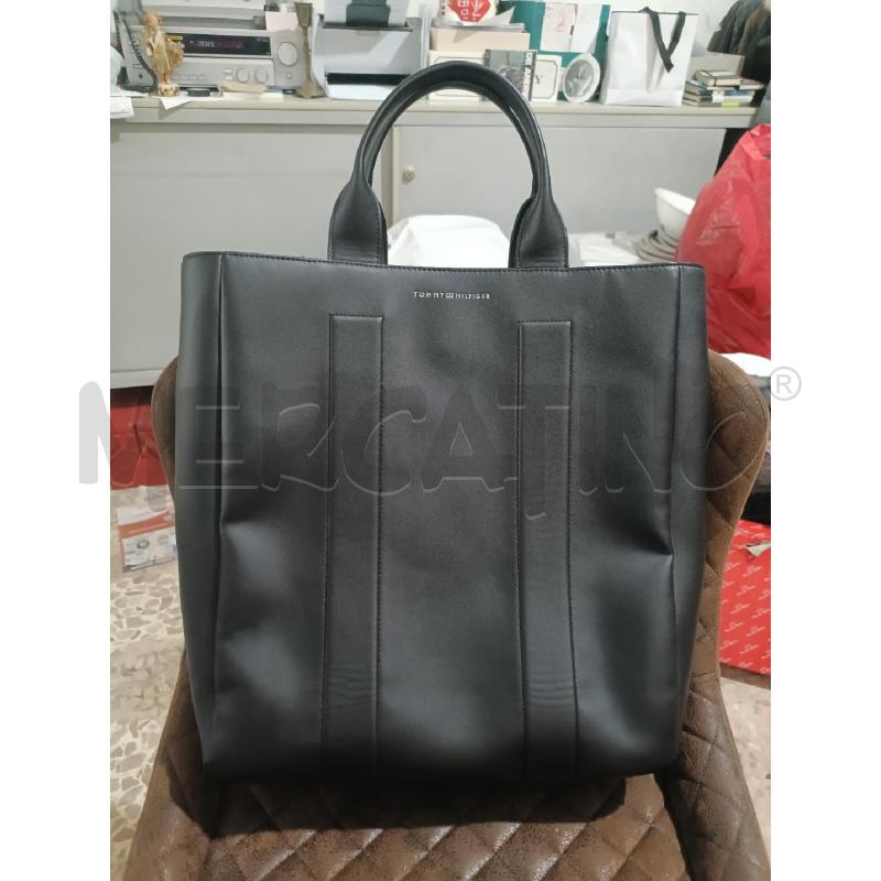 BORSA DONNA NERA TOMMY HILFIGER | Mercatino dell'Usato San  benedetto del tronto 1