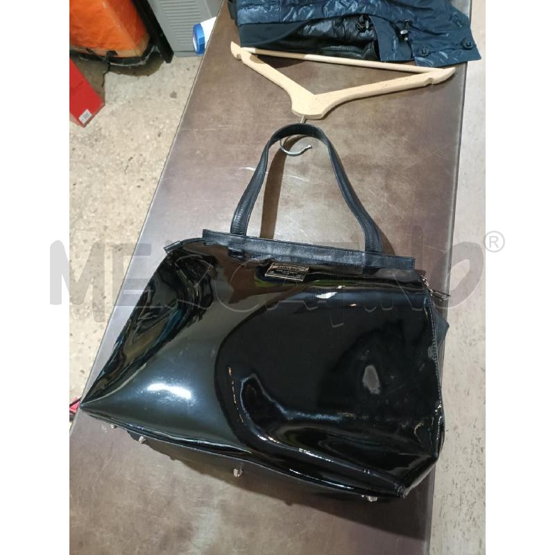 BORSA DONNA NERO LUCIDO LORIBLU MONO SPALLA | Mercatino dell'Usato San  benedetto del tronto 1