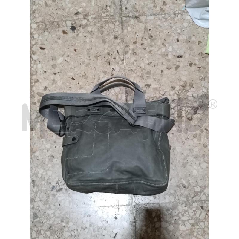 BORSA PELLE GRIGIA MANDARINA DUCK | Mercatino dell'Usato San  benedetto del tronto 1