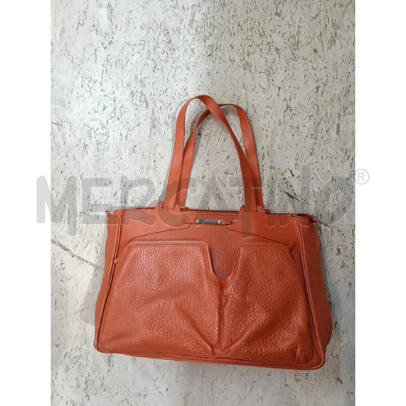 BORSA PELLE PIQUADRO ARANCIO PELLE | Mercatino dell'Usato San  benedetto del tronto 1