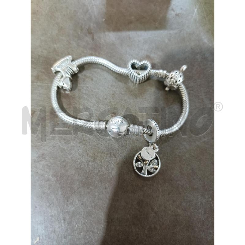 BRACCIALE CON CHARMS ALBERO CAVALLO A DONDOLO | Mercatino dell'Usato San  benedetto del tronto 1