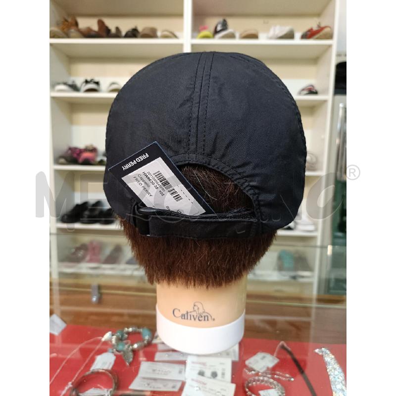 CAPPELLO UOMO NERO BASEBALL FRED PERRY | Mercatino dell'Usato San  benedetto del tronto 3