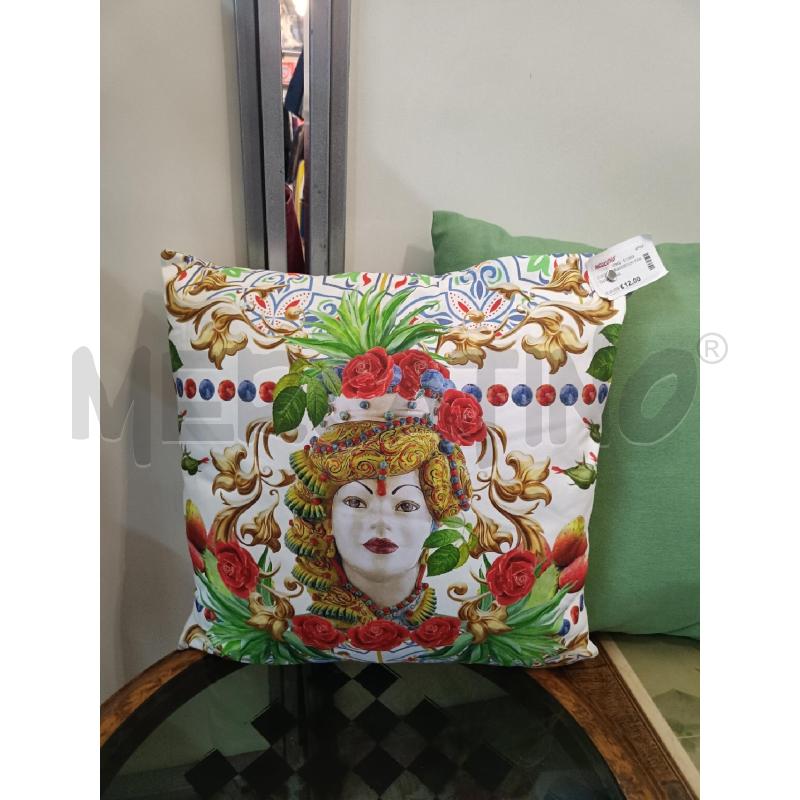 CUSCINO GRANDECON FANTASIA DONNA | Mercatino dell'Usato San  benedetto del tronto 1