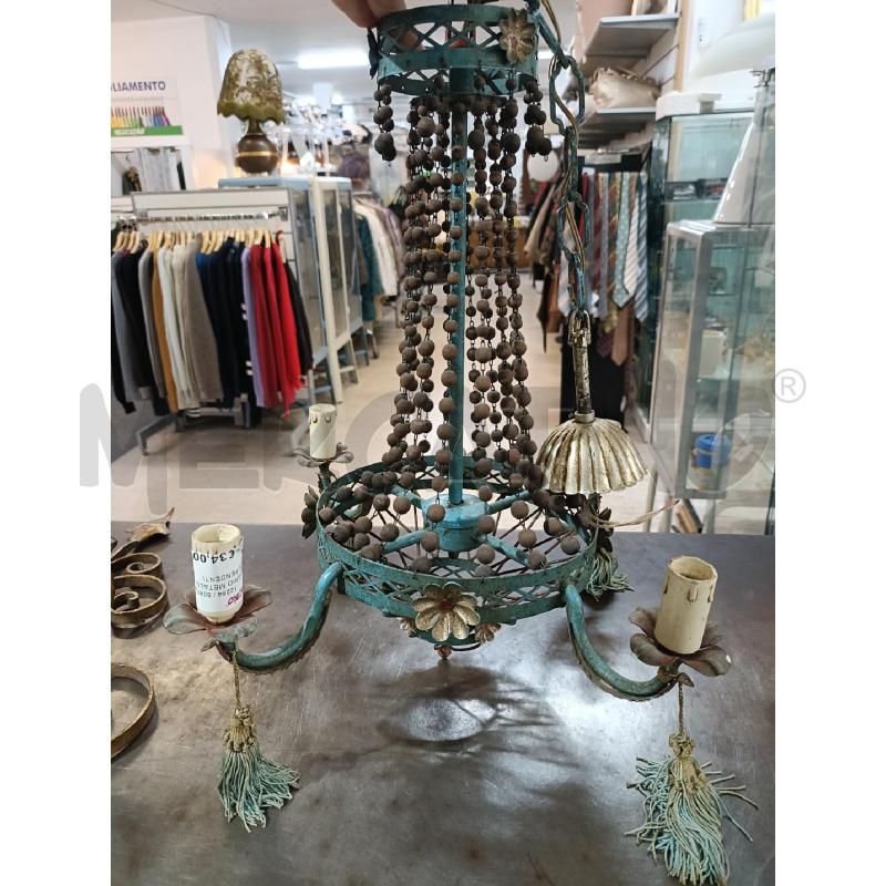 LAMPADARIO METALLO VERDE CON PENDENTI IN LEGNO | Mercatino dell'Usato San  benedetto del tronto 1