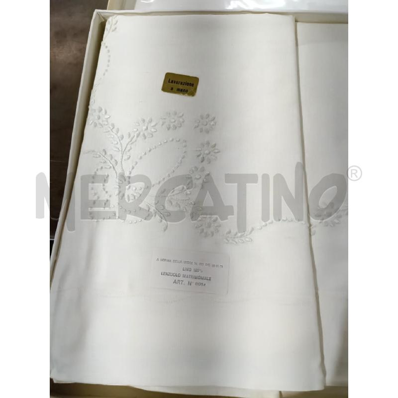 LENZUOLO MATRIMONIALE RICAMATO FIORI BIANCHI | Mercatino dell'Usato San  benedetto del tronto 2