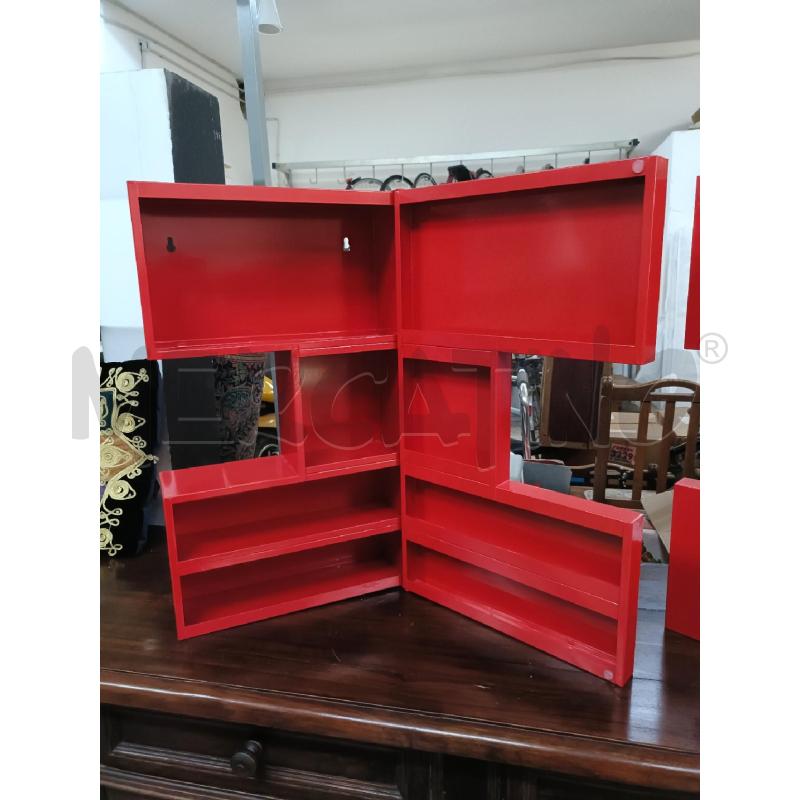 MOBILETTO IN FERRO ROSSO  | Mercatino dell'Usato San  benedetto del tronto 2