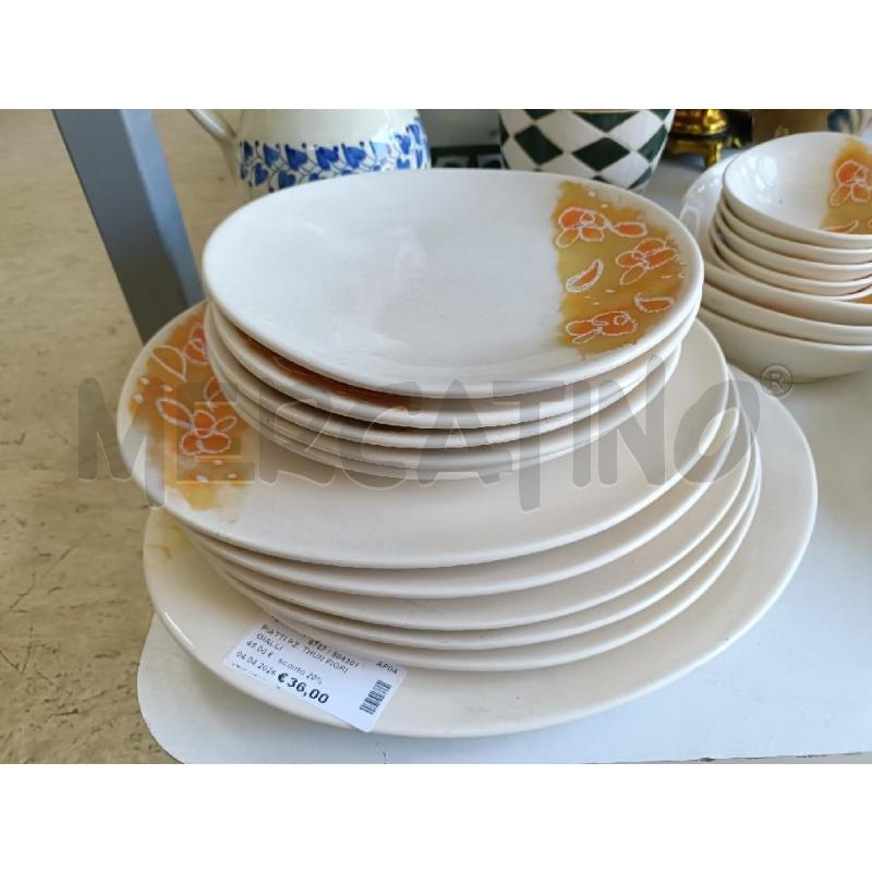 PIATTI PZ. THUN FIORI GIALLI | Mercatino dell'Usato San  benedetto del tronto 2