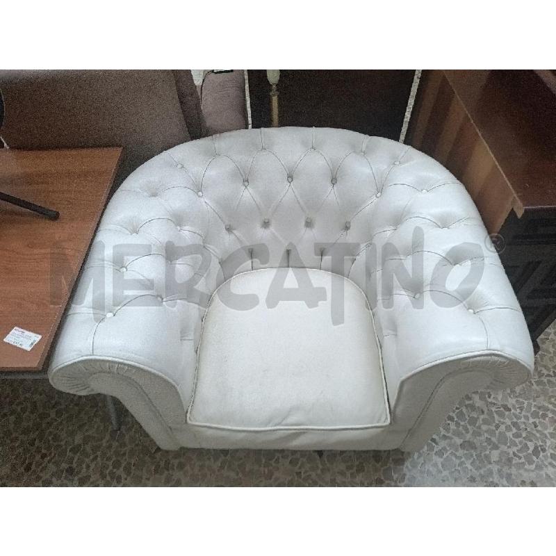 POLTRONA PELLE BIANCA CHESTERFIELD | Mercatino dell'Usato San  benedetto del tronto 2