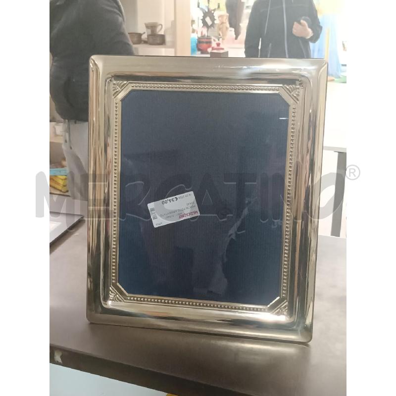 PORTA FOTO ARGENTATO 33X40 | Mercatino dell'Usato San  benedetto del tronto 1