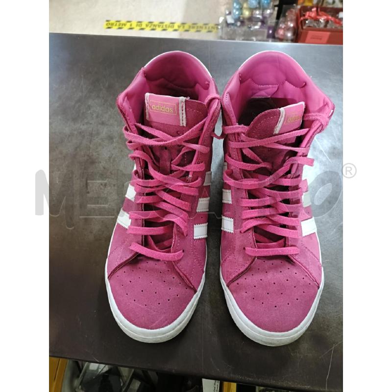 SCARPE DONNA ADIDAS LAMPONE BIANCO | Mercatino dell'Usato San  benedetto del tronto 1