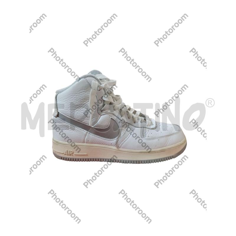 SCARPE DONNA NIKE COURT BIANCHE SWOOSH BIANCHE | Mercatino dell'Usato San  benedetto del tronto 1