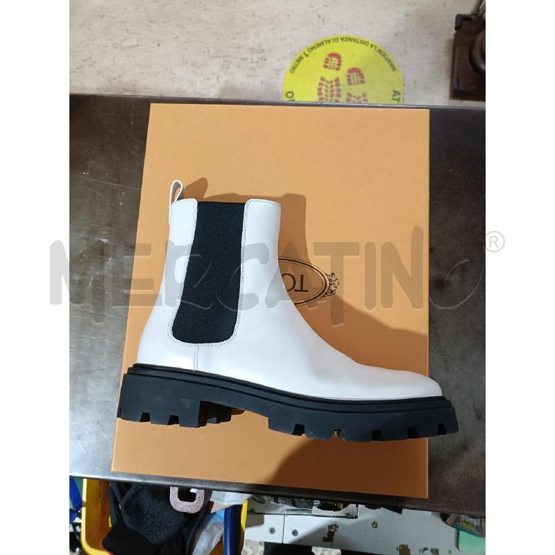 SCARPONCINI DONNA BIANCHI CHELSEA BOOTS ELASTICO NERO | Mercatino dell'Usato San  benedetto del tronto 2