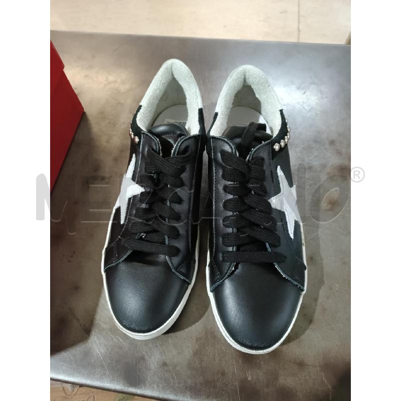 SNEAKERS DONNA NERE CON STELLA KAMMI | Mercatino dell'Usato San  benedetto del tronto 1