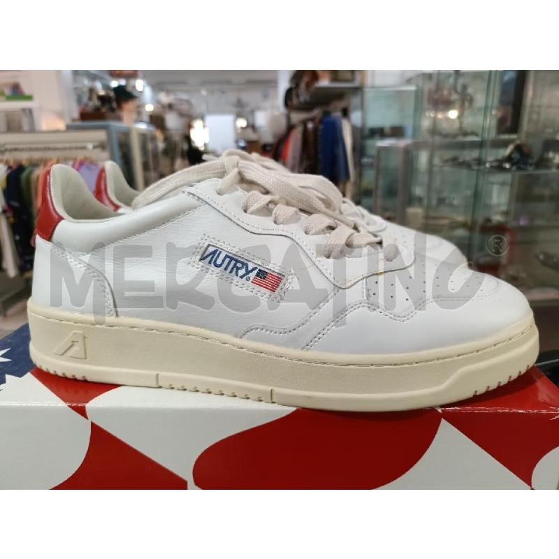 SNEAKERS UOMO BIANCHE AUTRY 01 LOW MAN LEAT | Mercatino dell'Usato San  benedetto del tronto 2