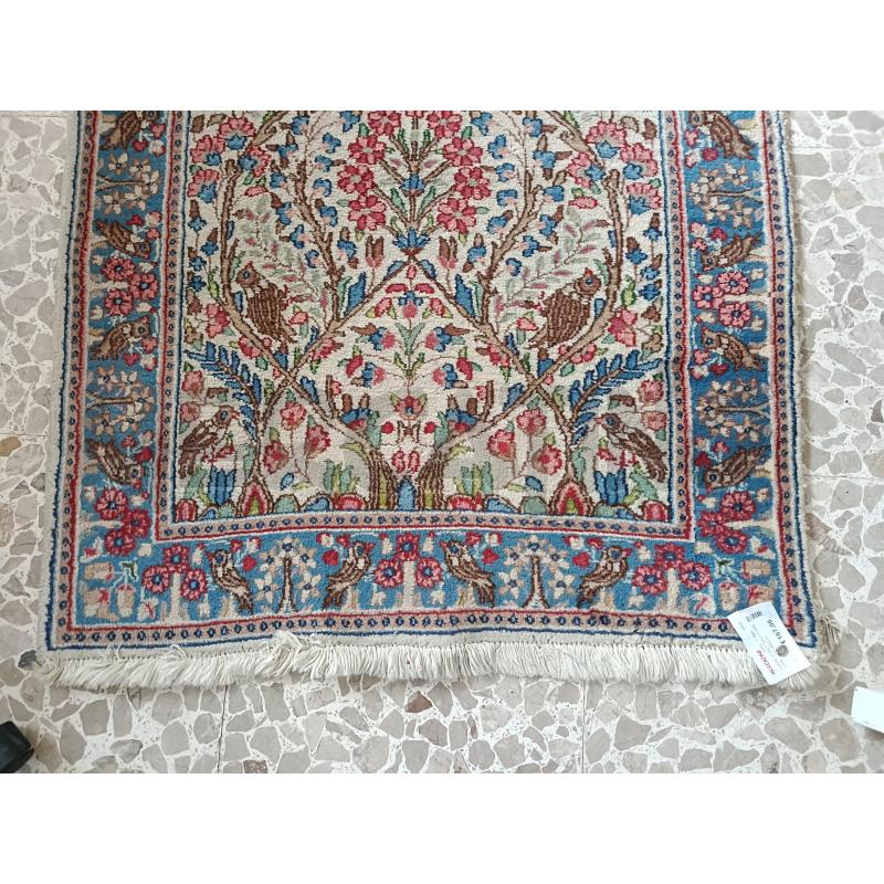 TAPPETO RETTANGOLARE FIORI AZZURRO KIRMAN | Mercatino dell'Usato San  benedetto del tronto 2