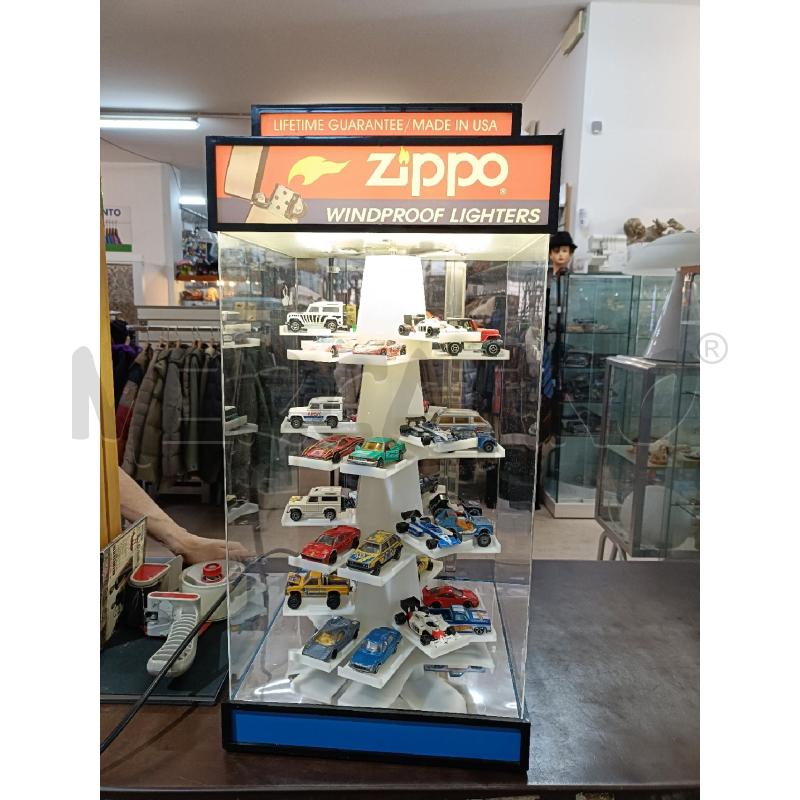 VETRINA ACCENDINI ZIPPO GIREVOLE  | Mercatino dell'Usato San  benedetto del tronto 1
