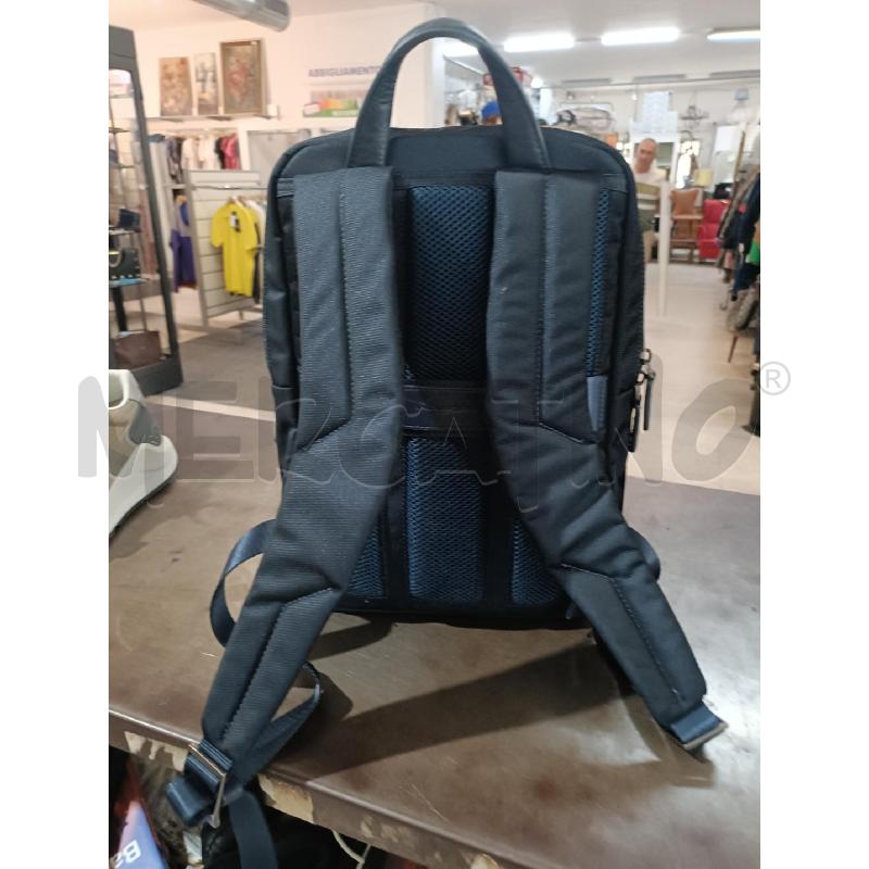 ZAINO BLU TESSUTO E PELLE PIQUADRO | Mercatino dell'Usato San  benedetto del tronto 2