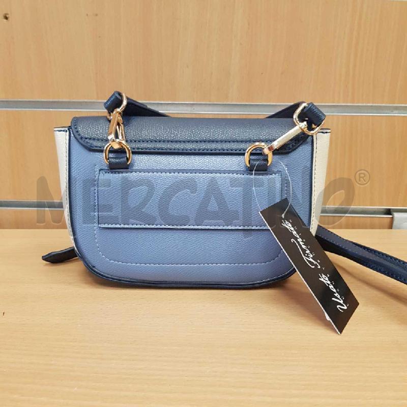 BORSA DONNA GATTINONI TRACOLLA AZZURRA PANNA E BLI | Mercatino dell'Usato L'aquila - loc. vetoio 3