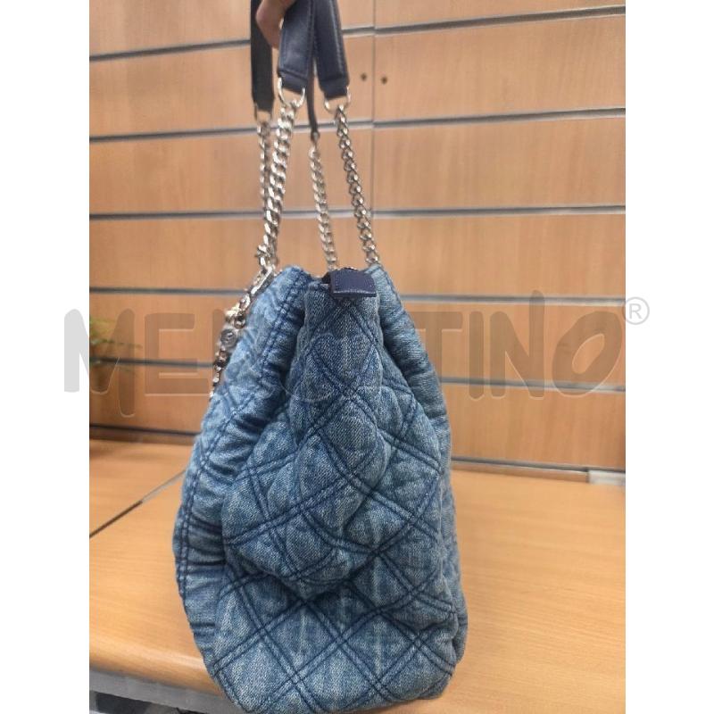 BORSA DONNA GUESS TRAPUNTATA DENIM JEANS CON MANICI  | Mercatino dell'Usato L'aquila - loc. vetoio 2