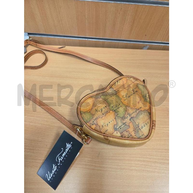 BORSA DONNA PRIMA CLASSE CUORE   | Mercatino dell'Usato L'aquila - loc. vetoio 1