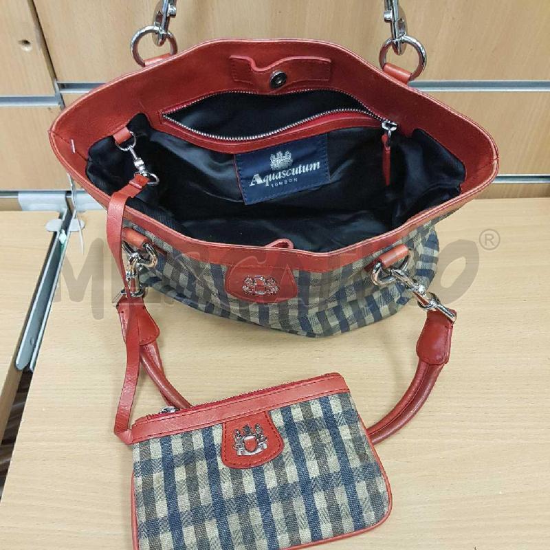 BORSA DONNA SCACCHI ACQUASCUTUM CON PELLE | Mercatino dell'Usato L'aquila - loc. vetoio 2