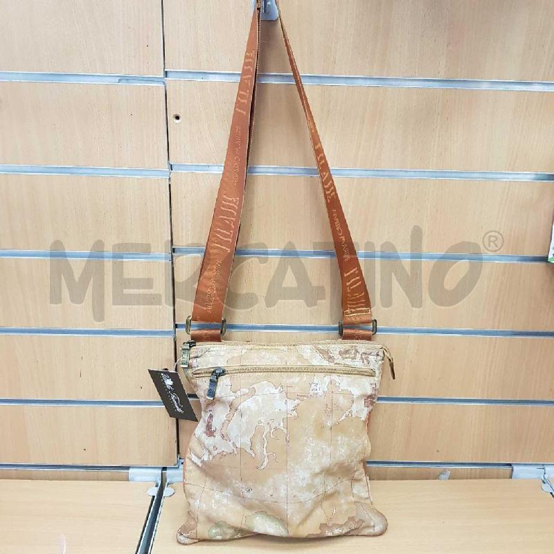 BORSA DONNA TRACOLLA PRIMACALSSE QUADRATA    | Mercatino dell'Usato L'aquila - loc. vetoio 1