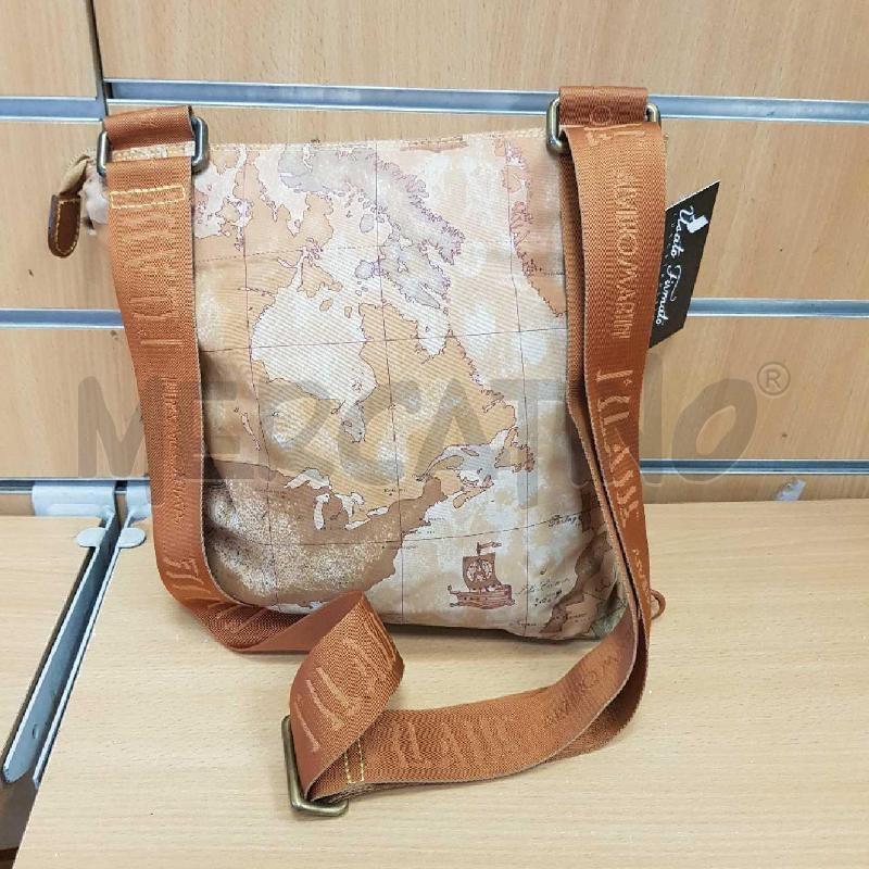BORSA DONNA TRACOLLA PRIMACALSSE QUADRATA    | Mercatino dell'Usato L'aquila - loc. vetoio 2