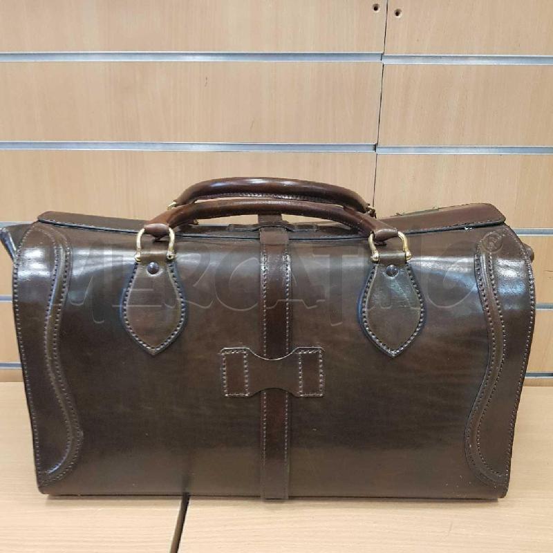 BORSA PELLE MARRONE BAULETTO  | Mercatino dell'Usato L'aquila - loc. vetoio 2