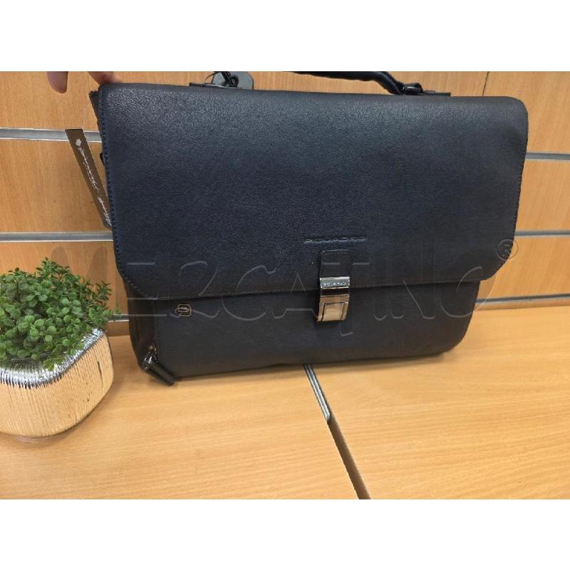 BORSA PORTA  PC DOC  PIQUADRO  GRIGIA   | Mercatino dell'Usato L'aquila - loc. vetoio 1