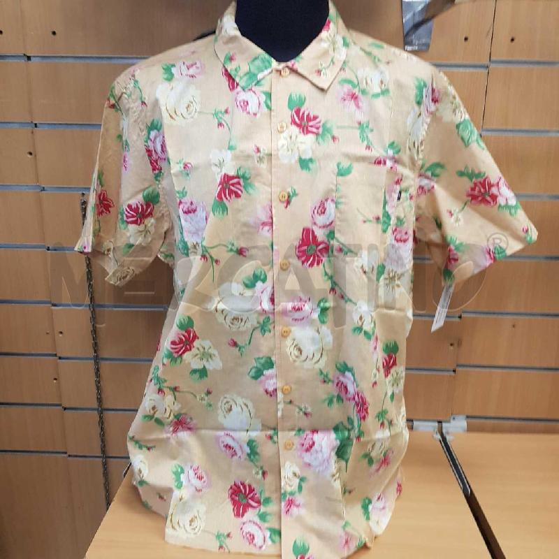 CAMICIA UOMO OBEY BEIGE A FIORI MC   | Mercatino dell'Usato L'aquila - loc. vetoio 1