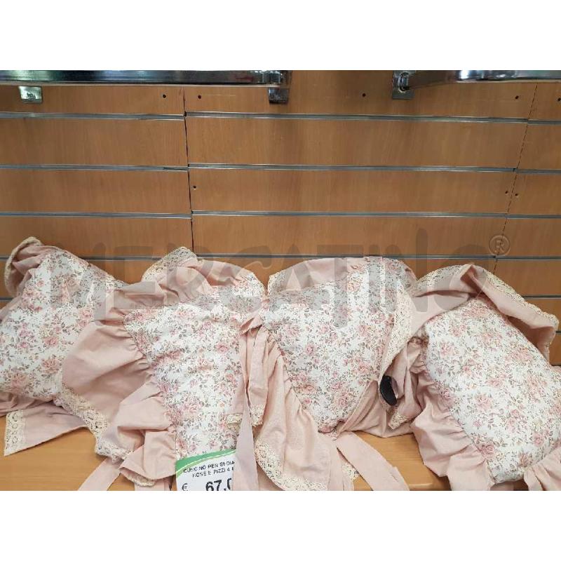 CUSCINO PER SEDIA CON ROSE E PIZZI 4  PZ   | Mercatino dell'Usato L'aquila - loc. vetoio 1