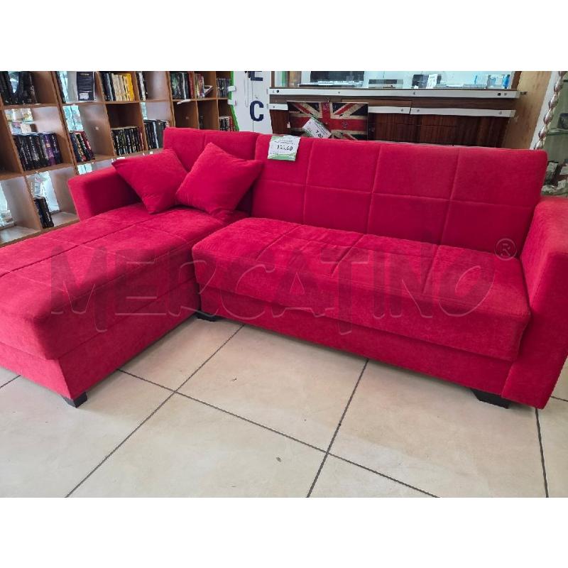 DIVANO ROSSO TRASFORMABILE LETTO | Mercatino dell'Usato L'aquila - loc. vetoio 1