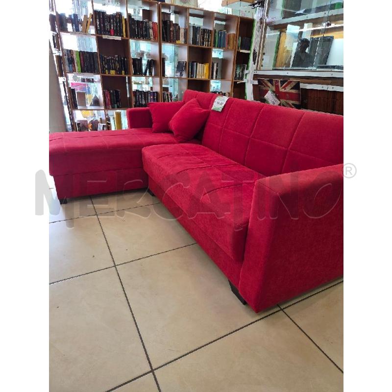 DIVANO ROSSO TRASFORMABILE LETTO | Mercatino dell'Usato L'aquila - loc. vetoio 2