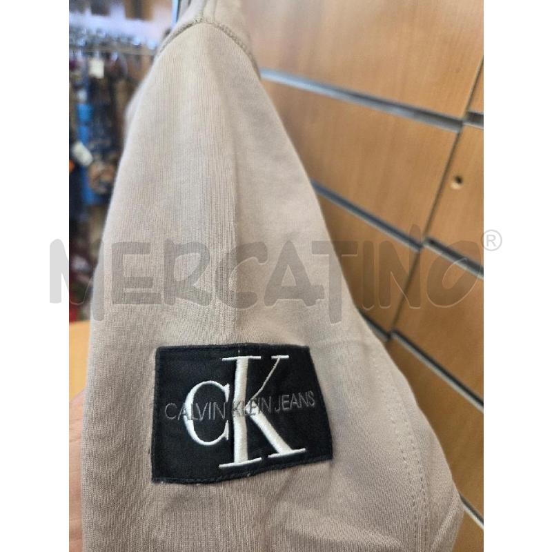 FELPA TORTORA CALVIN KLEIN JEANS CON STEMMA NERO BRACCIO | Mercatino dell'Usato L'aquila - loc. vetoio 2