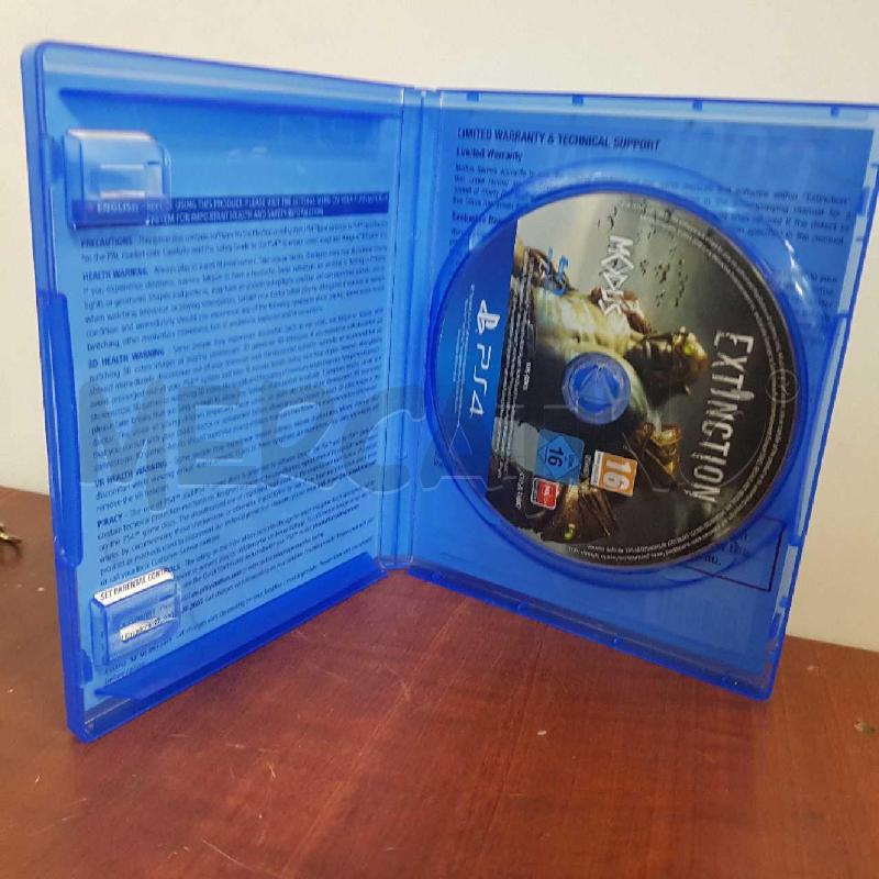 GIOCO PS4 EXTINCTION | Mercatino dell'Usato L'aquila - loc. vetoio 2