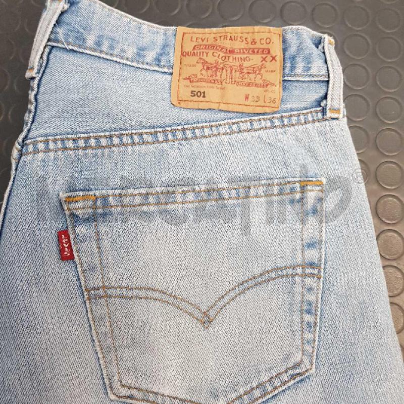 JEANS UOMO LEVI'S  501  CHIARI   BOTTONI  | Mercatino dell'Usato L'aquila - loc. vetoio 2