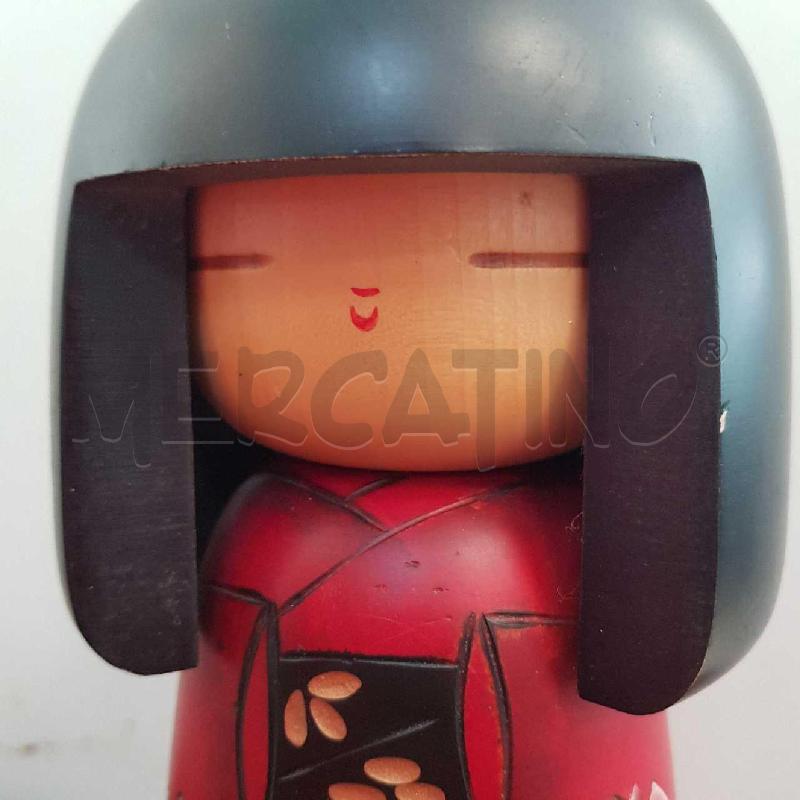 KOKESHI ROSSA/NERA | Mercatino dell'Usato L'aquila - loc. vetoio 4