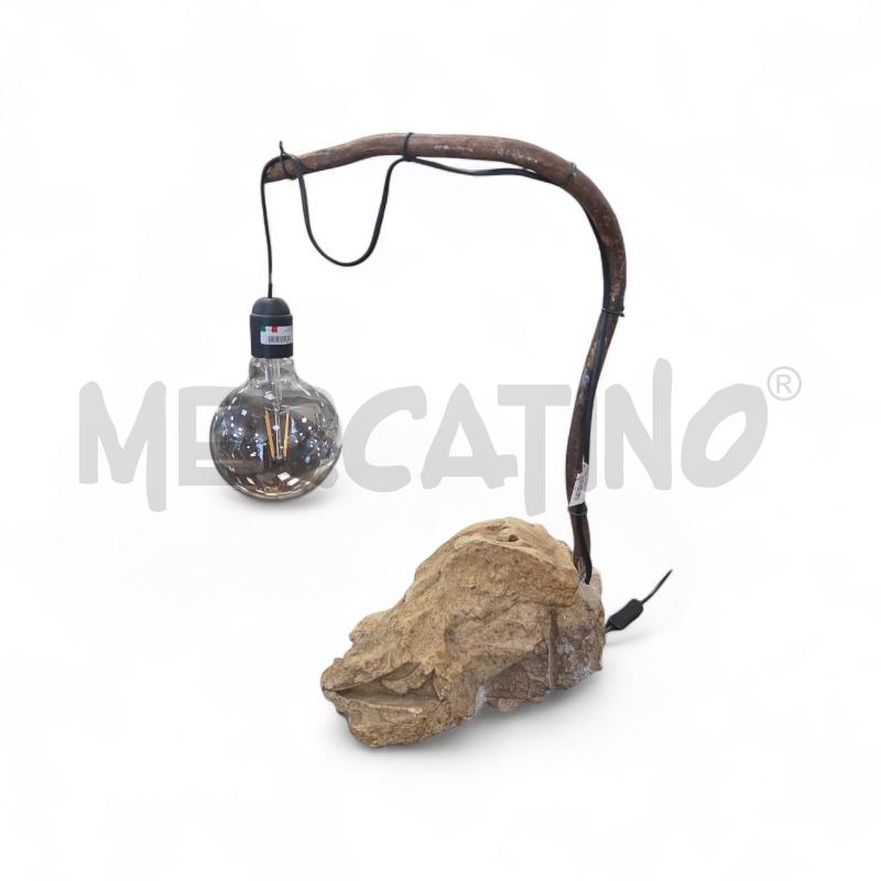 LAMPADA BASE FRAMMENTO PIETRA | Mercatino dell'Usato L'aquila - loc. vetoio 1