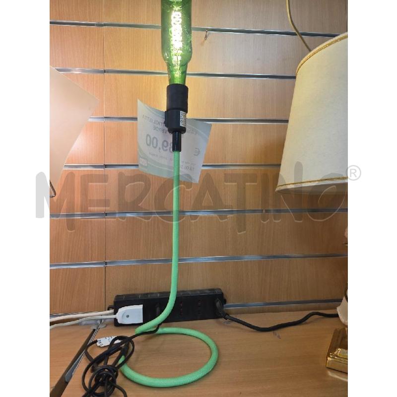 LAMPADA BOTTIGLIETTA STELO VERDE | Mercatino dell'Usato L'aquila - loc. vetoio 2