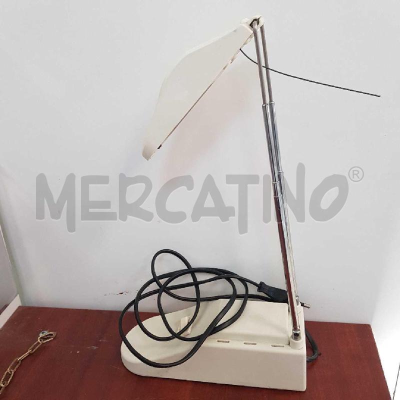 LAMPADA DA TAVOLO STILPLAST HALO | Mercatino dell'Usato L'aquila - loc. vetoio 1