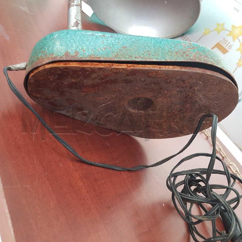 LAMPADA EPOCA DA TAVOLO | Mercatino dell'Usato L'aquila - loc. vetoio 5