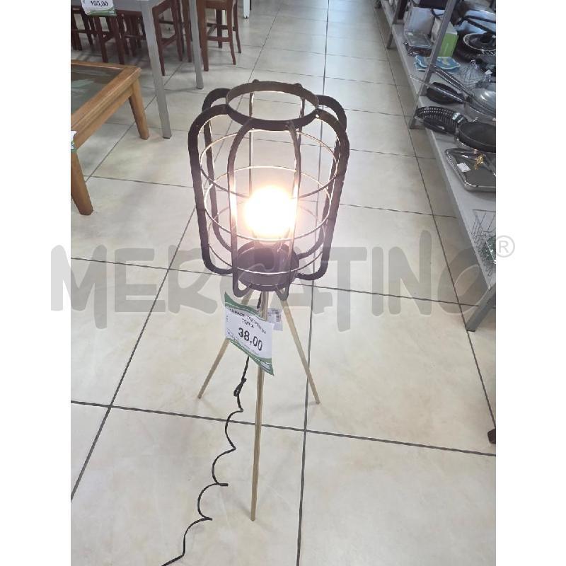 LAMPADA TREPPIEDI DA TERRA | Mercatino dell'Usato L'aquila - loc. vetoio 1